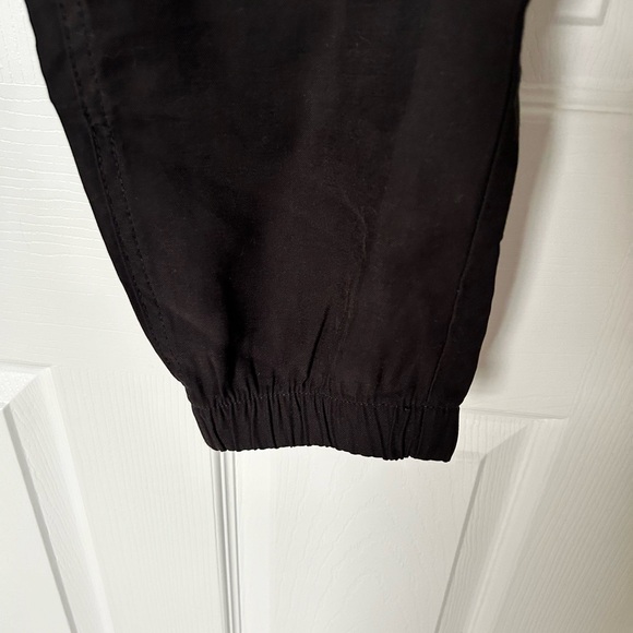 *BLACK* Old Navy Twill Joggers - Picture 5 of 6